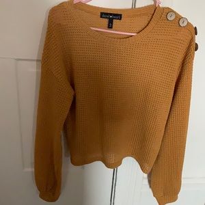 women’s long sleeve shirt